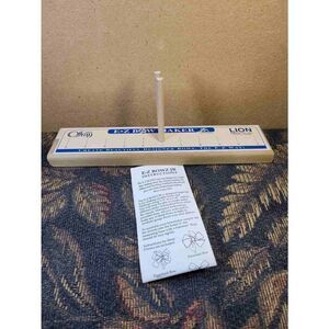 Offray Lion Ribbon Company E-Z Bowz Jr. with Instructions